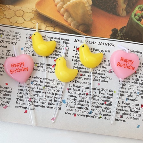 Duckie &amp; Heart Candle